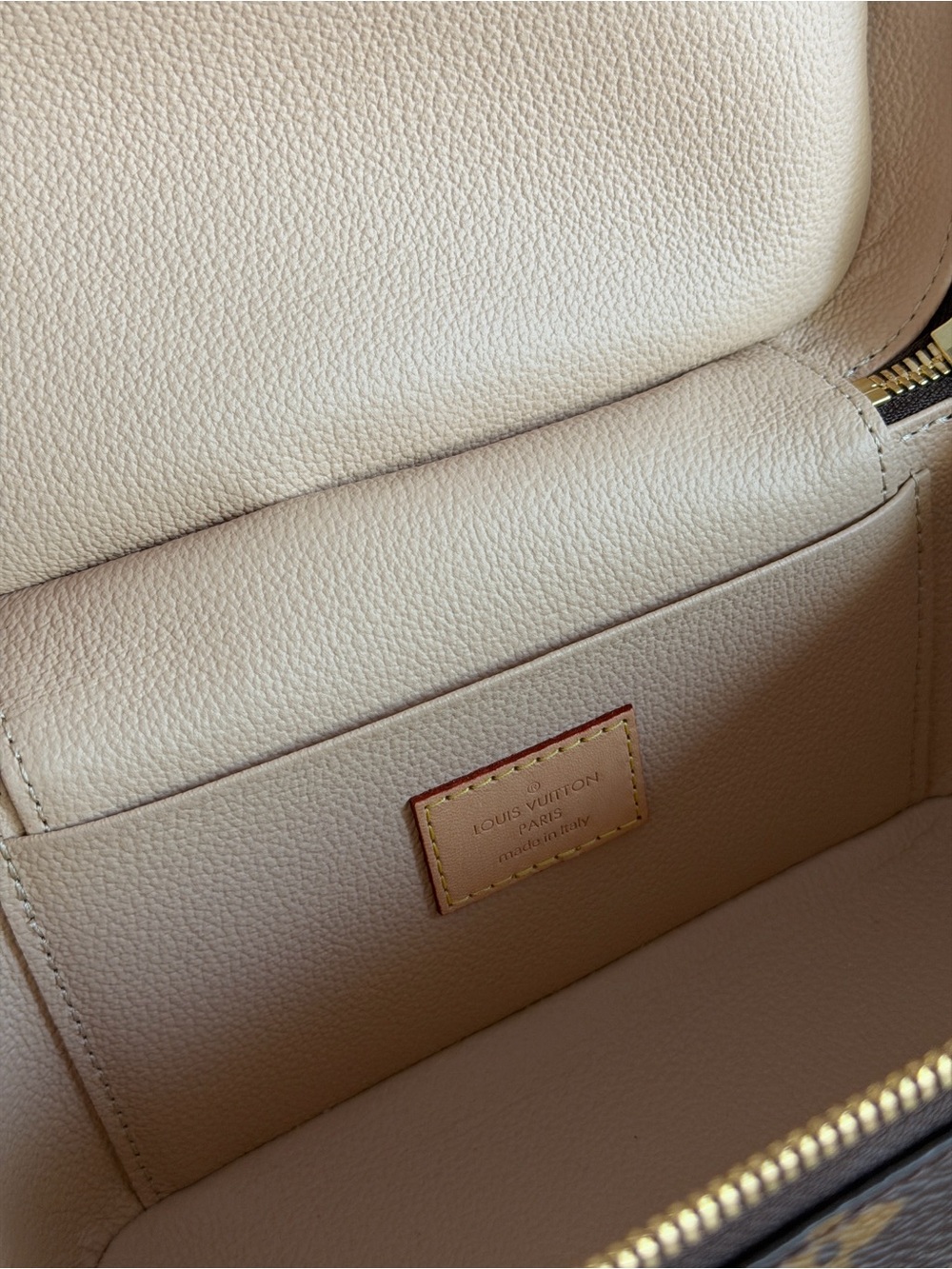 Louis Vuitton Nice Mini - Picture 6 of 6